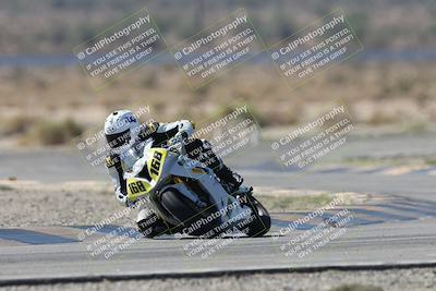 media/Oct-05-2025-CVMA (Sun) [[beeef4f201]]/Race 5-Amateur Supersport Open (Holeshot)/